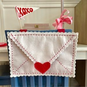 2 x Pottery Barn Kids Valentine's Day Chair Backers Heart Envelope